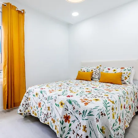 Brand New Amazing Floritas 21-4 * Playa de las Américas